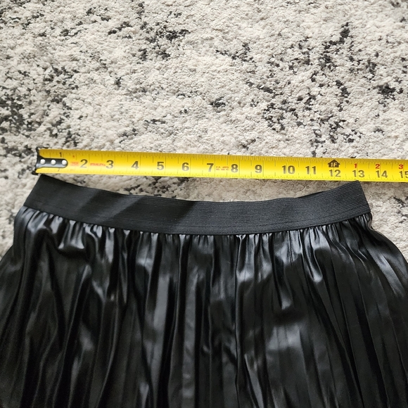 Faux Leather Pleated Skirt Womens Size M SHINESTAR - Picture 5 of 5